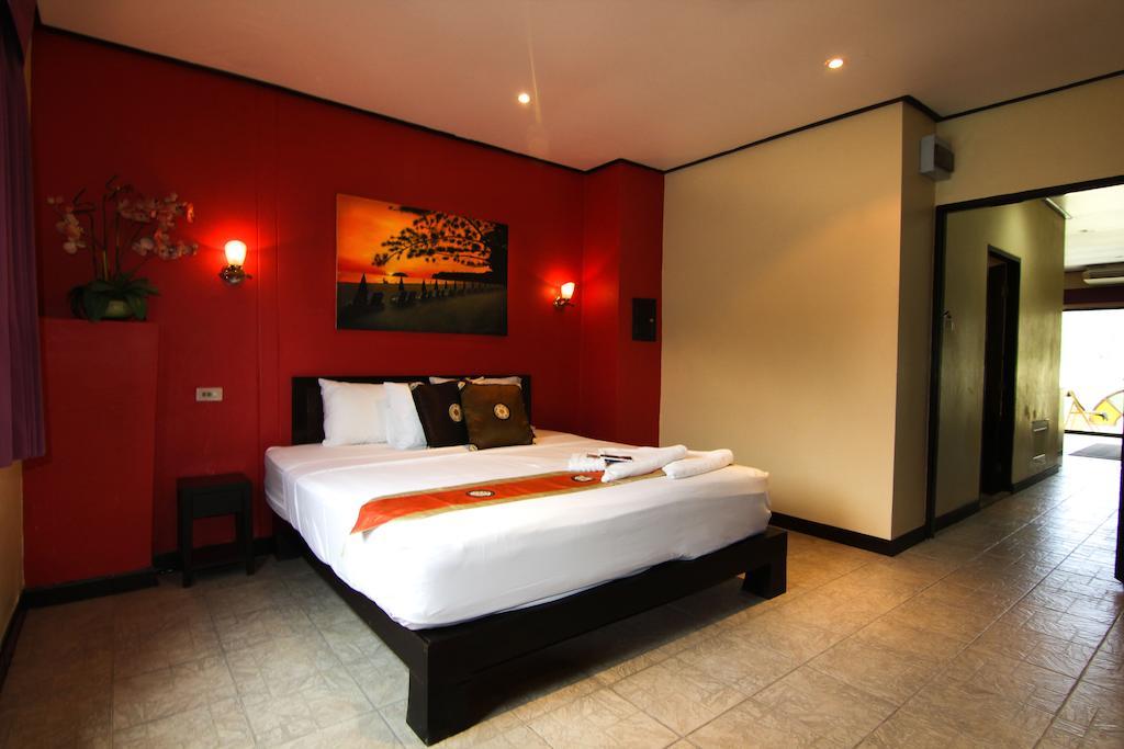 Angus O'Tool'S Guesthouse Karon Zimmer foto