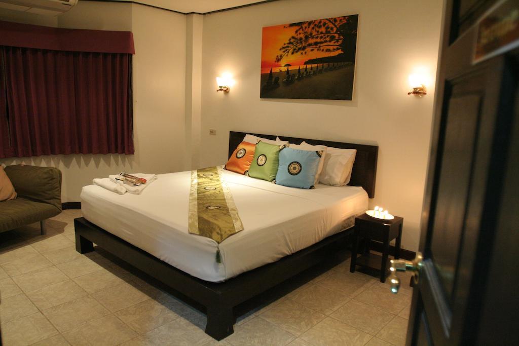 Angus O'Tool'S Guesthouse Karon Zimmer foto