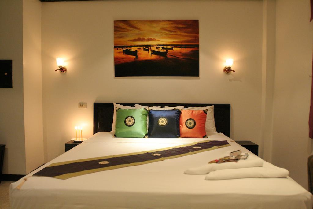 Angus O'Tool'S Guesthouse Karon Zimmer foto