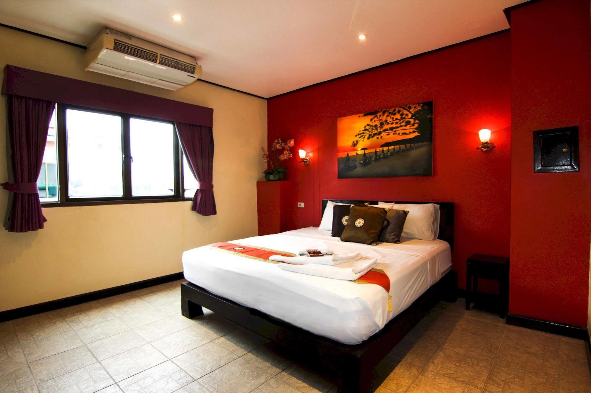 Angus O'Tool'S Guesthouse Karon Exterior foto