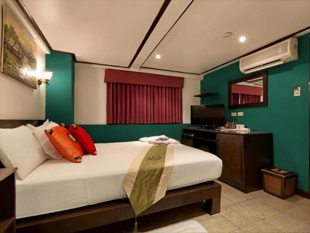 Angus O'Tool'S Guesthouse Karon Exterior foto